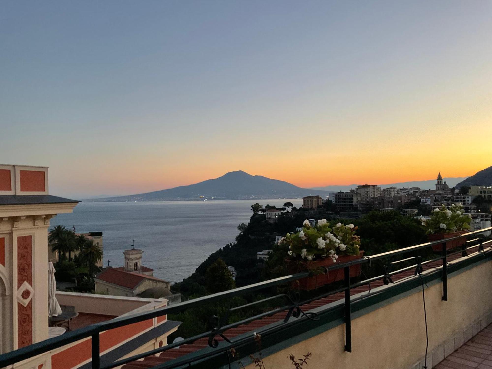 Vesuvio View 3*
